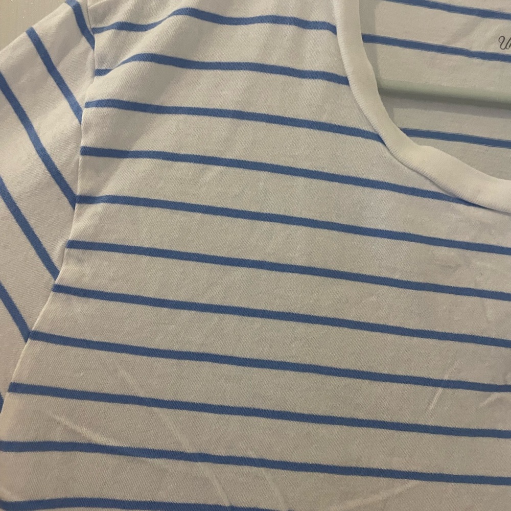 Universal Thread Blue and White Striped Tee - Picture 4 of 4